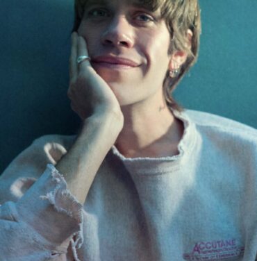 Mira “Back3School”, el nuevo video de Porches