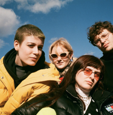 Porridge Radio y Stella Donnelly estrenan singles para caridad