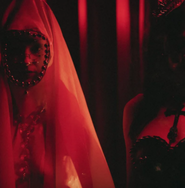 Pussy Riot y Boyfriend estrenan el video de “Dance With the Devil”