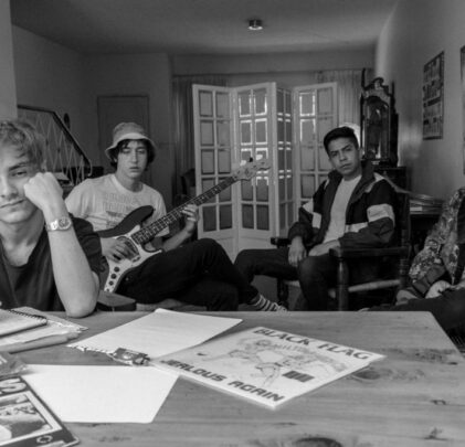 Pájaros Vampiro, rebeldía análoga y creaturas a velocidad