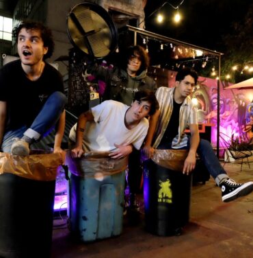 Pájaros Vampiro estrena el tema 