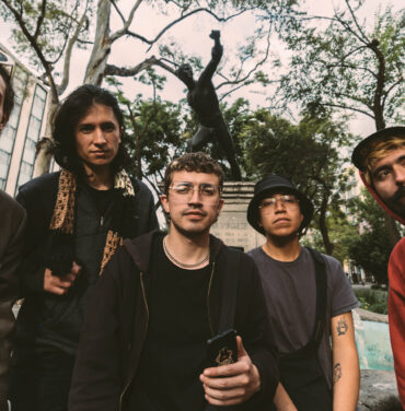 Quemarlo Todo Por Error presenta videoclip de 