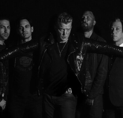 Un nuevo álbum de Queens Of The Stone Age está en camino