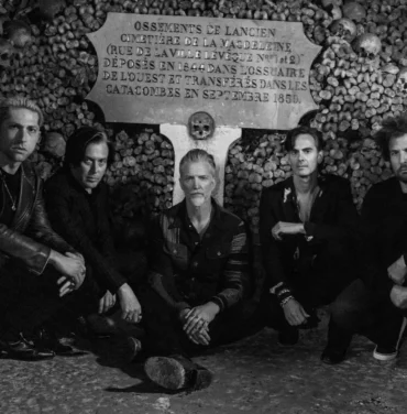 'Alive in the Catacombs' de Queens of the Stone Age será proyectada en México