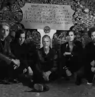 'Alive in the Catacombs' de Queens of the Stone Age será proyectada en México