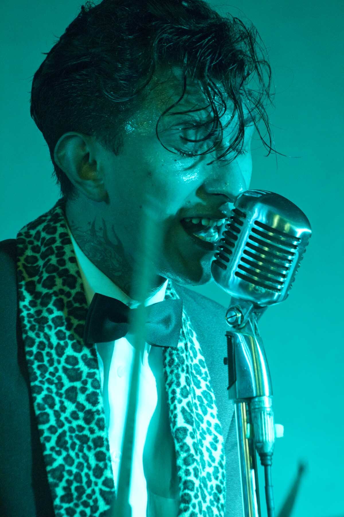 Tocada León con Los Románticos de Zacatecas y Rebel Cats