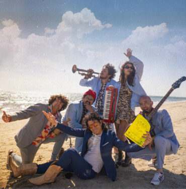 “Anillo de Matrimonio”, lo nuevo de Ramona y Eduardo Arenas (Chicano Batman)