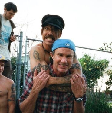 Red Hot Chili Peppers estrena 