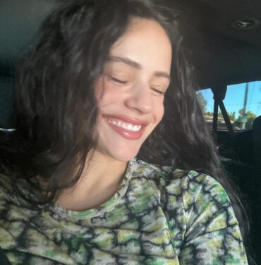 Rosalía se une al voluntariado en Valencia