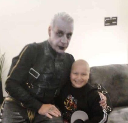 Rammstein se une con un fan muy especial en México