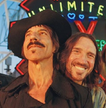 Escucha “Not the One”, la nueva canción de Red Hot Chili Peppers