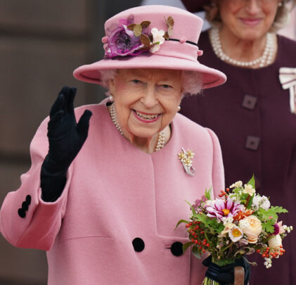 Músicos reaccionan a la muerte de la Reina Isabel II