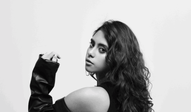 Renata Vaca hace su debut con “Puertas”