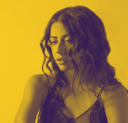 Renee Mooi estrena “Desvelado”