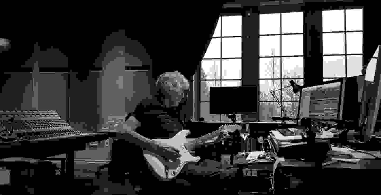 Roger Waters presenta cover a Víctor Jara