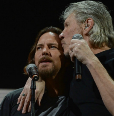 Roger Waters & Eddie Vedder juntos en el escenario