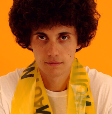 Ron Gallo estrena “Foreground Music” y anuncia álbum