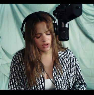 Rosalía comparte su versión de “La Llorona”