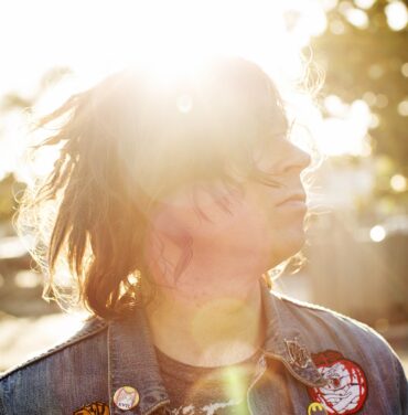 Ryan Adams revela nuevo video