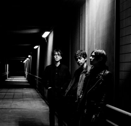 PREMIERE: Sadfields estrena su tema, “Irreversible”