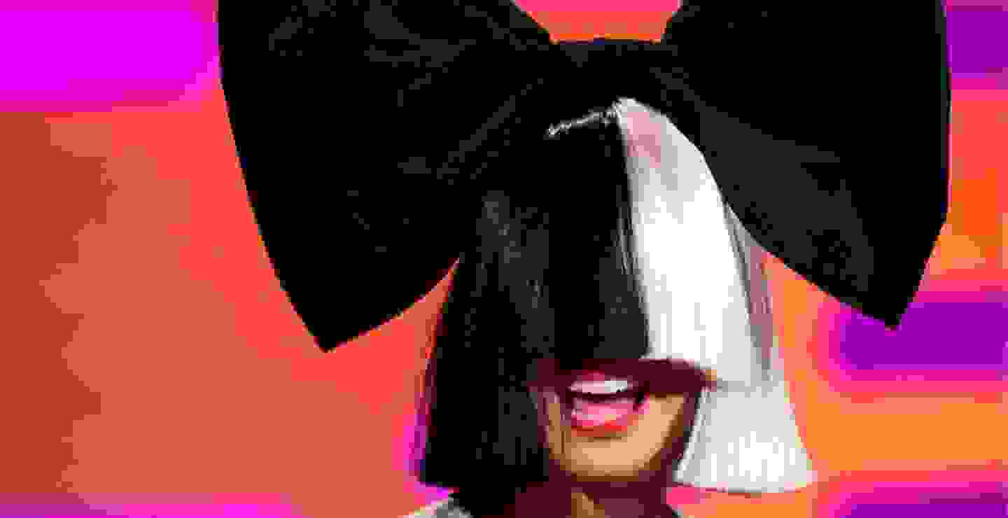 Sia comparte detalles de su nuevo álbum, 'Reasonable Woman'