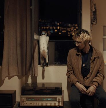 Mira 'Salimos', el documental sobre la escena musical independiente en Ecuador