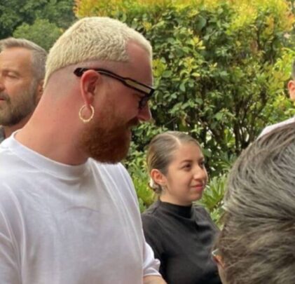Sam Smith pasea por la CDMX y se reúne con fans