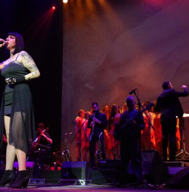 Santa Sabina se presentará en Los Pinos