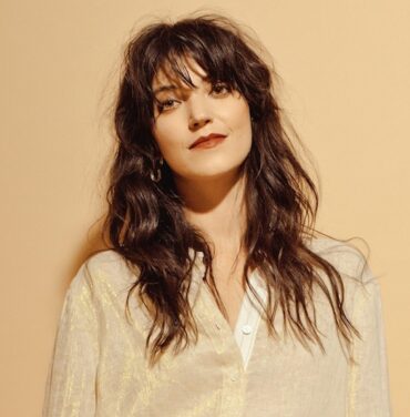 Sharon Van Etten interpreta 