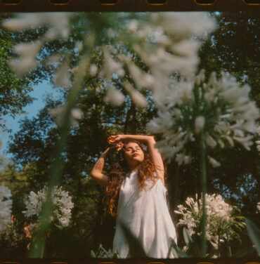 Silvana Estrada estrena su EP ‘Abrazo’