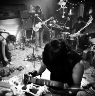 Thee Silver Mt. Zion Memorial Orchestra estrena canción