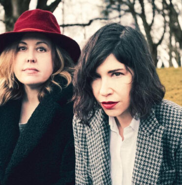 Escucha “Complex Female Characters” de Sleater-Kinney