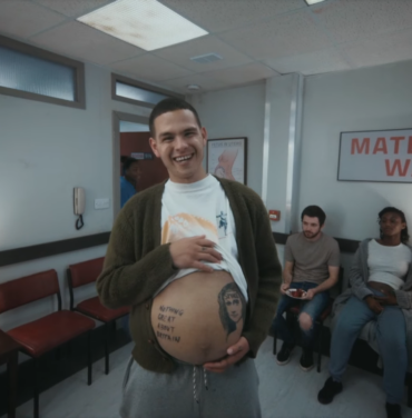 James Blake y Mount Kimbie se unen a slowthai en “feel away”