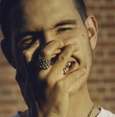 Slowthai ofrecerá conciertos al costo de £1