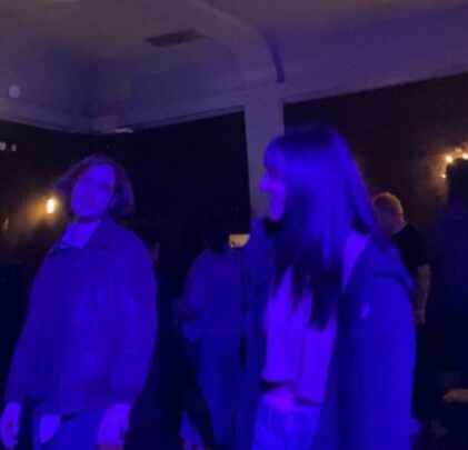 Sonic Emerson y Mitzi Licona se juntan en 'am/pm'