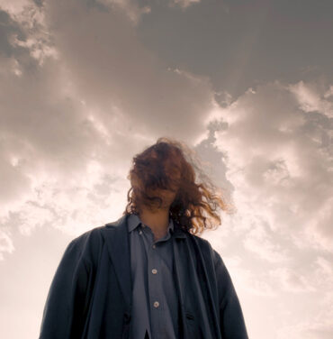 RECOMENDACIÓN FARO: Sonic Emerson estrena su EP 'Hasta que el hecho que está esperando ocurre'