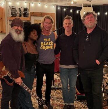 Soundgarden reaparece en Seattle para un concierto benéfico