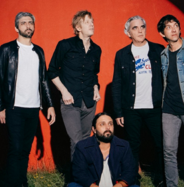 Spoon comparte “My Babe”