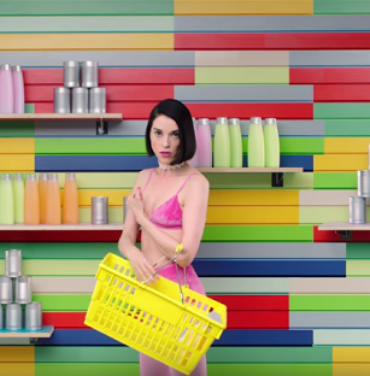 St. Vincent lanza el video de 