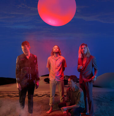 Stavroz estrena su álbum debut, 'Mindibu'