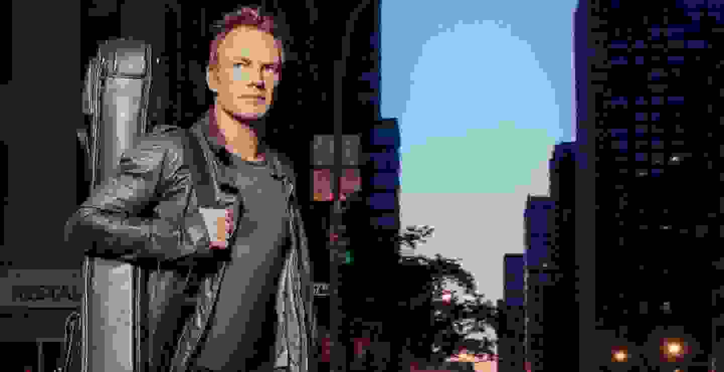 Sting interpreta canciones de David Bowie