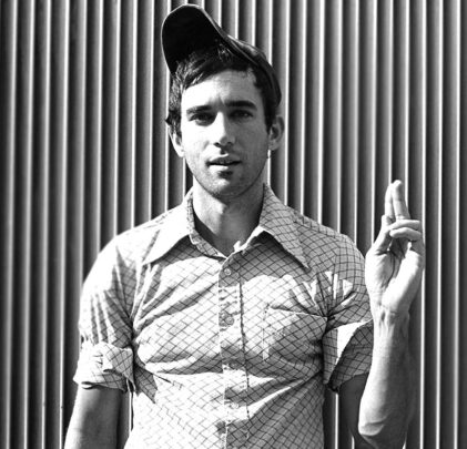 Sufjan Stevens y Loweoll Brams comparten “The runaround”