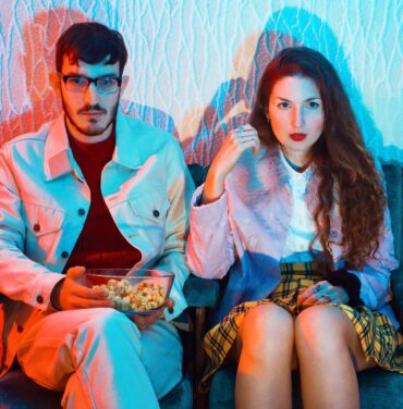 Escucha 'Bad Love' de Summer Camp