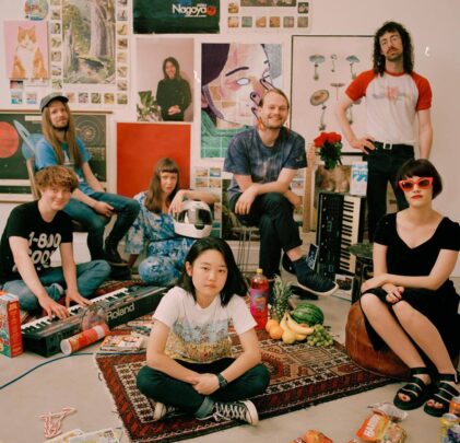 “Hello Me & You”, lo nuevo de Superorganism