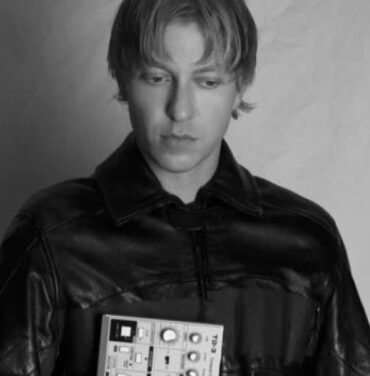 Escucha “Isolette”, lo nuevo de The Drums