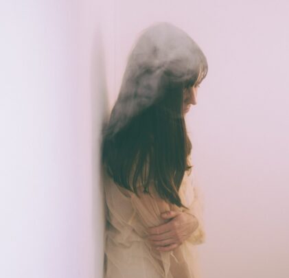 Tania Barbará lanza el sencillo “Aquí Seguimos 2020”