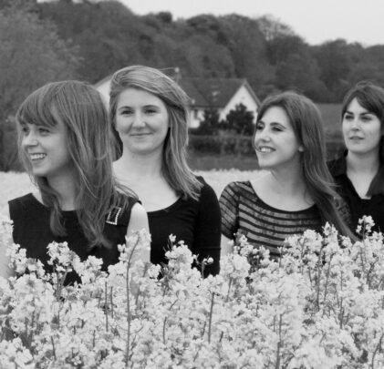 TeenCanteen estrena 'This Is How It Starts'