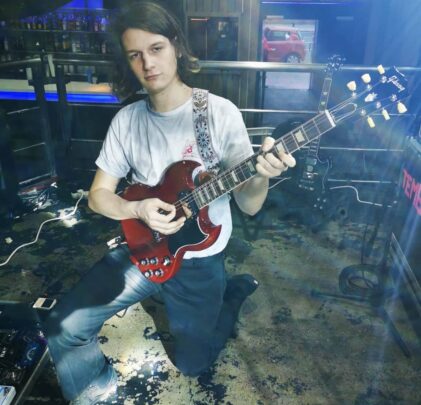 Pop que sabe a punk, la enérgica apuesta de Temerario Mario