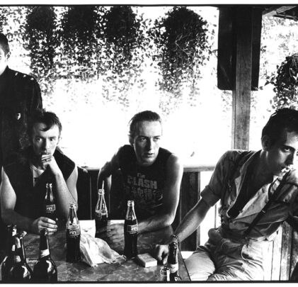 Artistas mexicanos hablan sobre The Clash