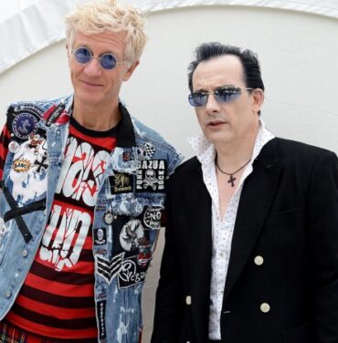 Dos nuevos temas de The Damned